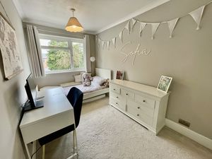 Photo 13- click for photo gallery